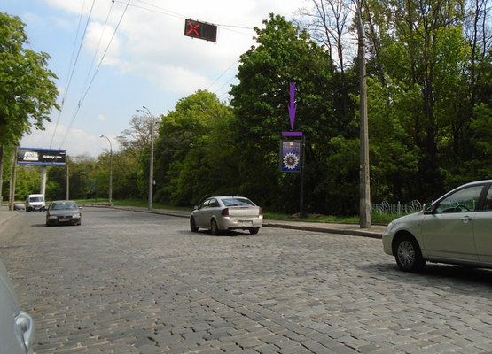 Фото рекламной плоскости по адресу Подільський узвіз