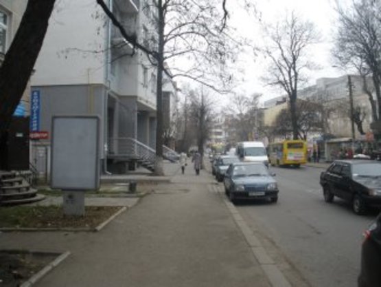 Фото рекламної площини за адресою Чорновола  (Прикарпатський університет) №1