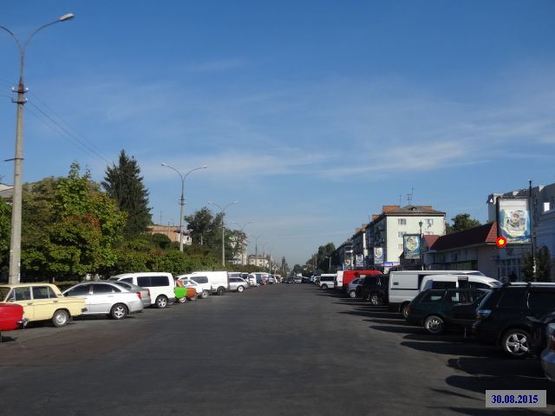 Фото рекламної площини за адресою Zt cl018 вул.Московська,12 м-н"Тетяна"№9 Б