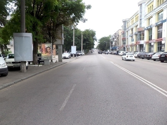 Фото рекламной плоскости по адресу Пр. Гагаріна, 35/пр.Гагарина, 35 возле остановки общественного тр-та