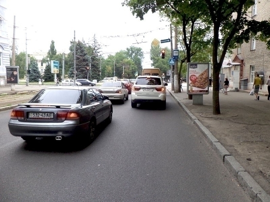 Фото рекламної площини за адресою пр.Гагаріна, 1 - пр. Дмитра Яворницького/пр.Гагарина, 1 - пр.К.Маркса
