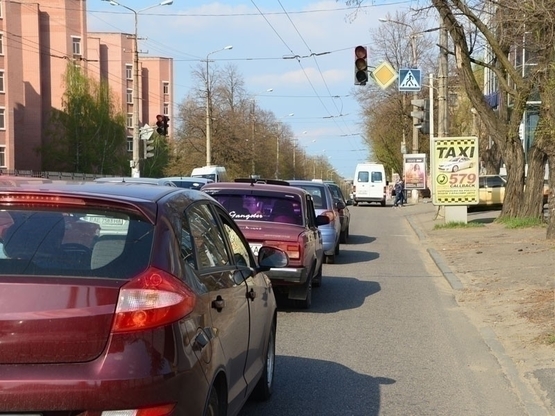Фото рекламної площини за адресою пр.Гагаріна, 79 - в ул.Баха/пр.Гагарина, 79 - ул.Баха