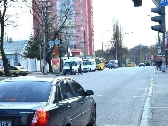 Фото рекламной плоскости по адресу пр.Гагаріна, 79 - вул.Баха/пр.Гагарина, 79 - ул.Баха