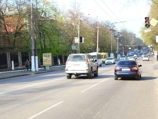 Фото рекламной плоскости по адресу пр.Гагаріна, 26, перехрестя пр. Гагаріна з вул.Медичною, світлофор/пр.Гагарина, 26, перекрёсток пр. Гагарина и ул.Медицинская, светофор