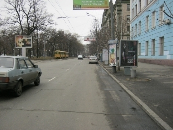 Фото рекламной плоскости по адресу пр.Дмитра Яворницького, 76 Технологічний коледж (Номер 2)/ппр. К. Маркса 76 Технологический коледж (Номер 2)