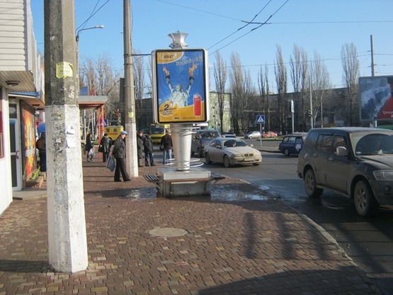Фото рекламної площини за адресою пл. Толбухина
