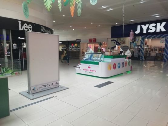 Фото рекламної площини за адресою ТРЦ Ривьера 2