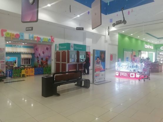 Фото рекламної площини за адресою ТРЦ Ривьера 4А