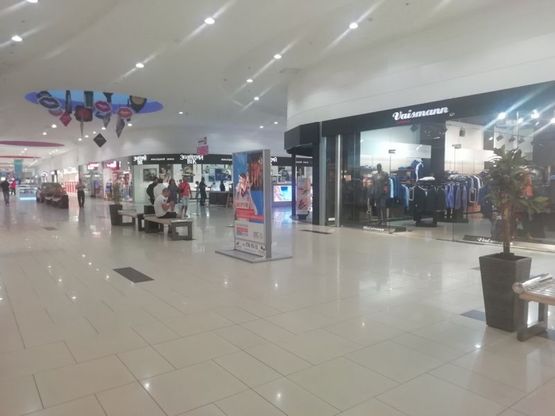 Фото рекламної площини за адресою ТРЦ Ривьера 5А