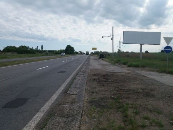 Фото рекламної площини за адресою Одесса - Николаев 22+800 А