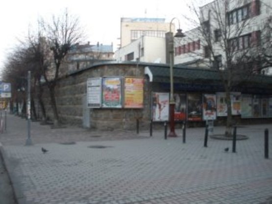 Фото рекламной плоскости по адресу Січових Стрільців ( Центральна пошта )середній