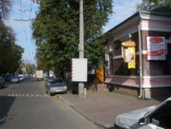 Фото рекламной плоскости по адресу вул. Лепкого 10 №15 ст А