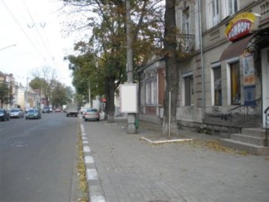 Фото рекламної площини за адресою вул. Лепкого 16 №18 ст А