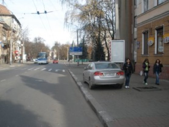 Фото рекламной плоскости по адресу вул. Лепкого 48 №26 ст А