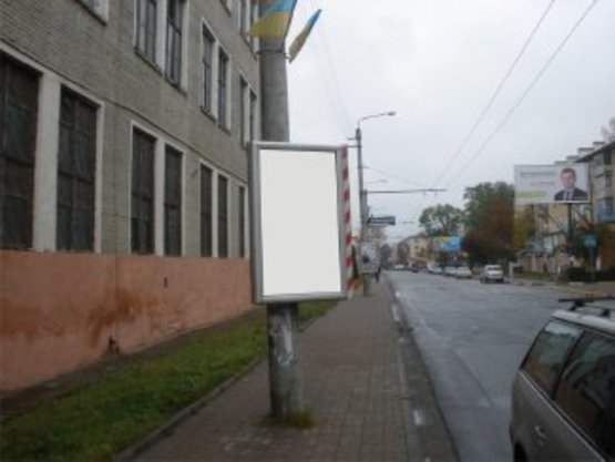 Фото рекламной плоскости по адресу вул. Мельника №5 ст Б