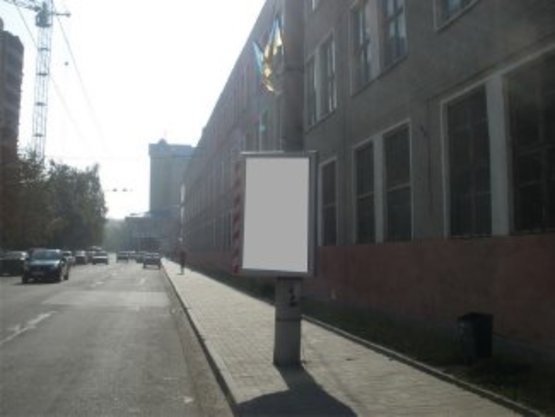 Фото рекламной плоскости по адресу вул. Мельника №6 ст А
