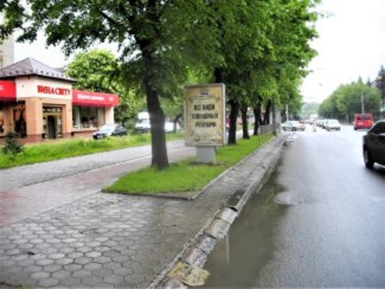 Фото рекламной плоскости по адресу Галицька-Пулюя №2