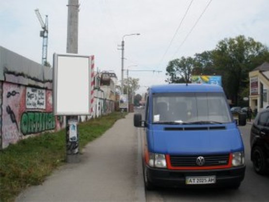 Фото рекламної площини за адресою вул. Мельника №2 ст Б