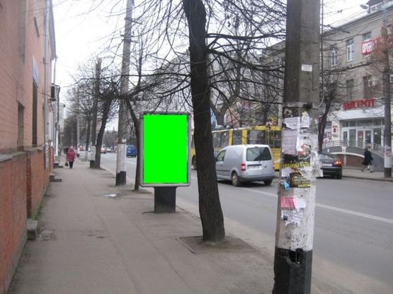 Фото рекламної площини за адресою ул. Победы (Салон красоты "Городецких")