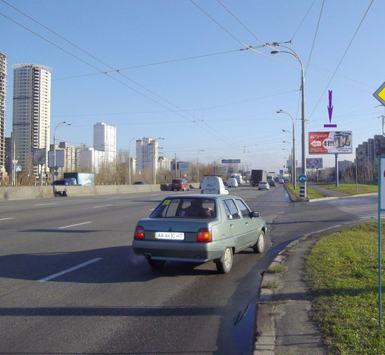 Фото рекламної площини за адресою пр.Ватутина возле поворота к "Фуршету"