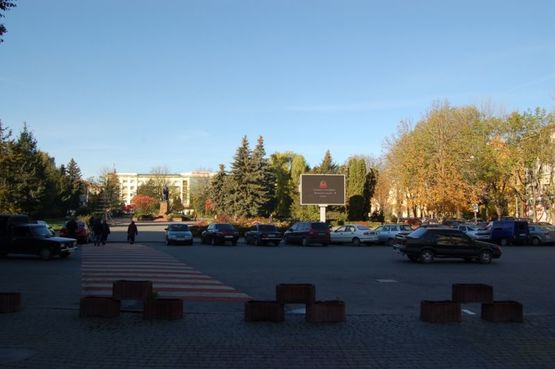 Фото рекламной плоскости по адресу майдан Волі