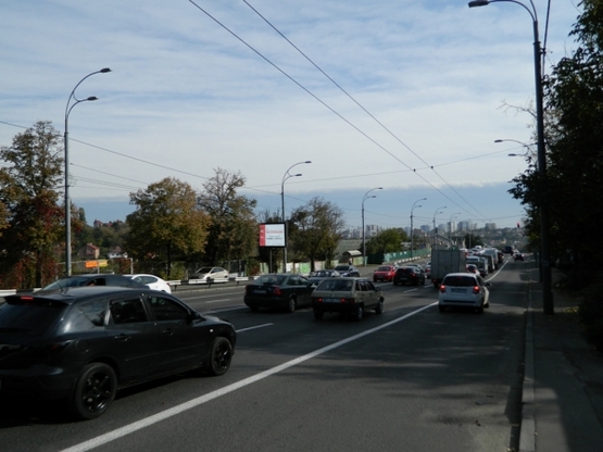 Фото рекламной плоскости по адресу просп. Валерия Лобановского, 94, в напр. просп. Науки