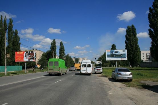 Фото рекламної площини за адресою перехрестя Хмельницьке шосе та вул.Чехова