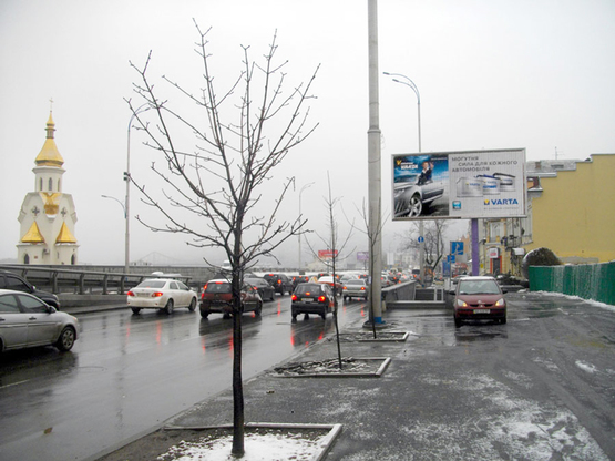 Фото рекламної площини за адресою ул.Набережно-Хрещатинская,  23