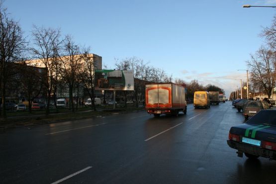 Фото рекламной плоскости по адресу пр.Грушевського (між вул. Соборна та вул.Д.Галицького)Вілен