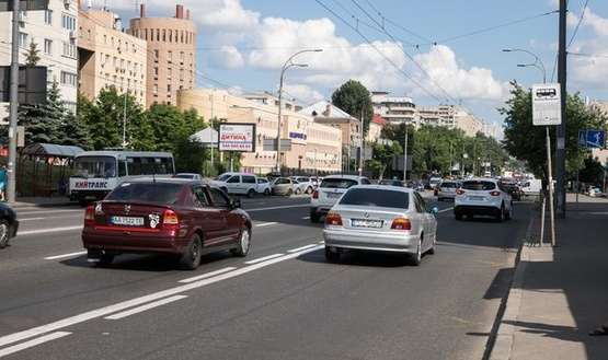 Фото рекламной плоскости по адресу Ул. Лобановского, 9. Выезд на Севастопольскую площадь. Напротив  супермаркета NOVUS