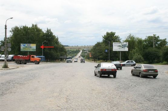 Фото рекламной плоскости по адресу перехрестя пр.Грушевського та вул.І.Франка