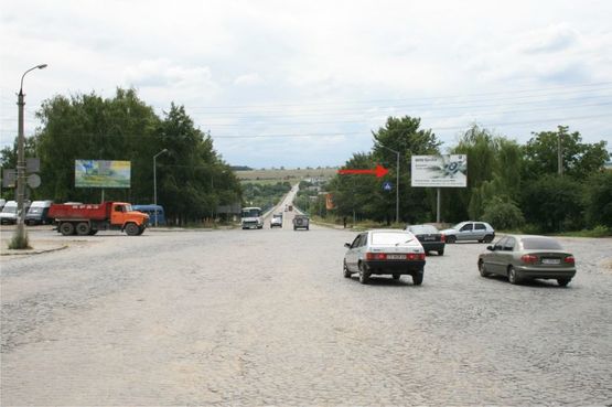 Фото рекламной плоскости по адресу перехрестя пр.Грушевського та вул.І.Франка