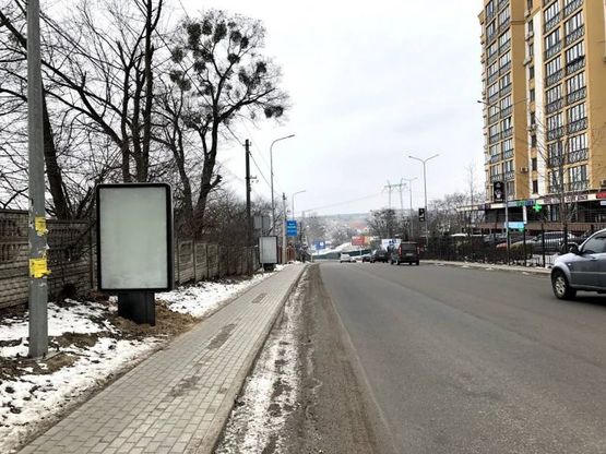 Фото рекламной плоскости по адресу Ул. Соборна 10 , напротив ЖК "Щасливий"