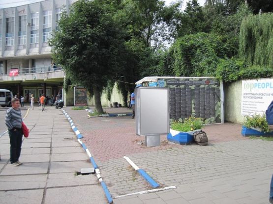 Фото рекламной плоскости по адресу вул. Стрийська 109 , автовокзал