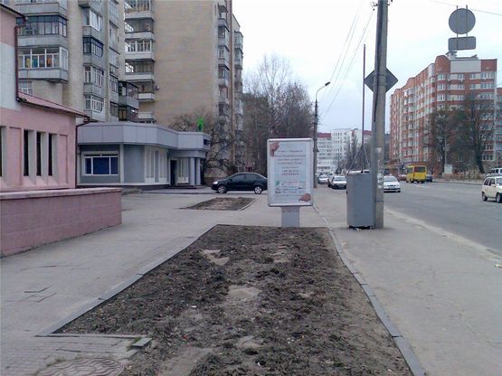 Фото рекламной плоскости по адресу вул.Шевченко - вул. І.Франка, 6 ("Рубін")