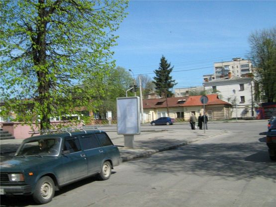 Фото рекламной плоскости по адресу вул. І.Франка, 6 ("Рубін")