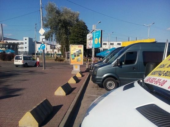 Фото рекламной плоскости по адресу пл Двірцева