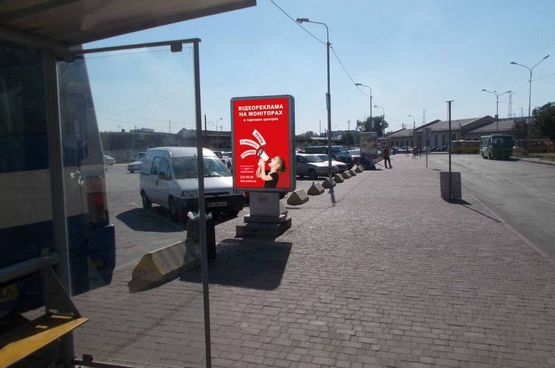 Фото рекламной плоскости по адресу пл Двірцева