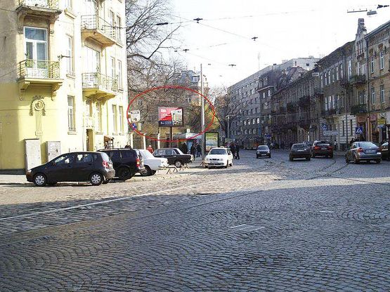 Фото рекламной плоскости по адресу Франка  (в центр)