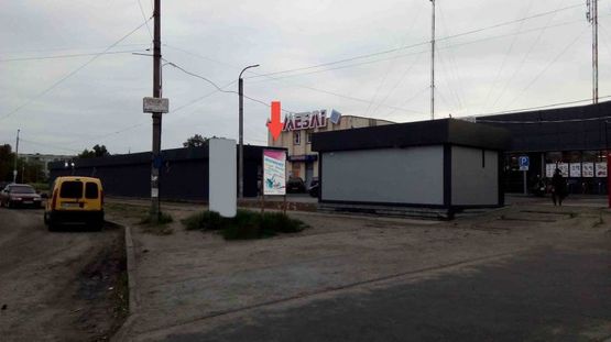 Фото рекламної площини за адресою ул. Гагарина, 12 (Мебель, АТБ, рынок) (А)