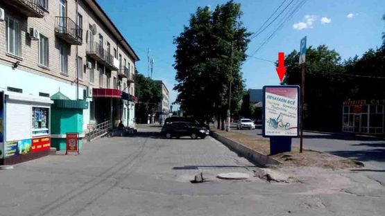 Фото рекламної площини за адресою ул. Полтавская, 127 (вход в Центральный рынок) (А)