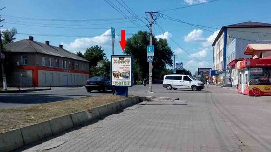 Фото рекламної площини за адресою ул. Полтавская, 127 (вход в Центральный рынок) (Б)