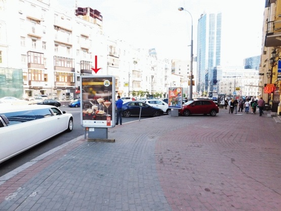 Фото рекламной плоскости по адресу Бессарабская площадь