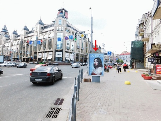 Фото рекламної площини за адресою Басейна вул.   9