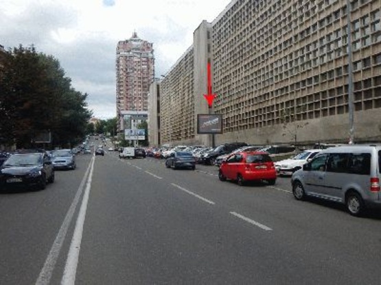 Фото рекламной плоскости по адресу Кловский спуск 7, к ул.Институтской, к ст.м."Крещатик", в центр