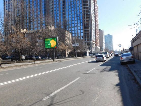 Фото рекламної площини за адресою Малевича Казимира ул. 56 напротив