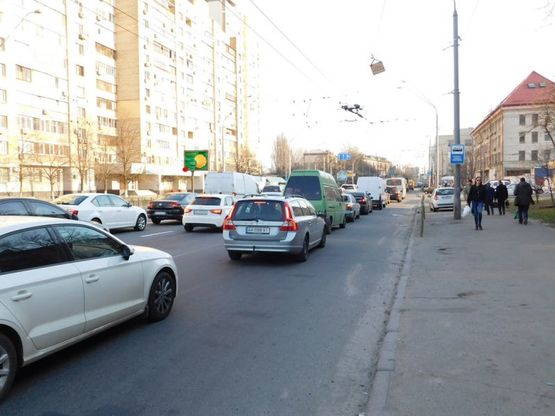 Фото рекламной плоскости по адресу Довженко Александра ул. 14