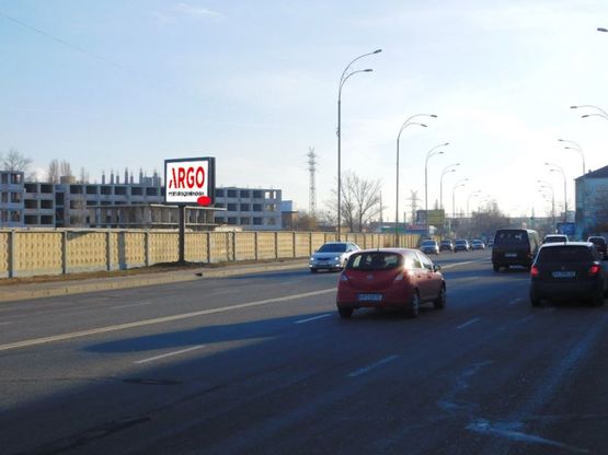 Фото рекламної площини за адресою Набережно-Луговаz вул. 23 навпротив