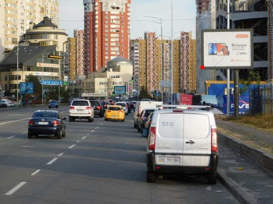 Фото рекламної площини за адресою Днепровская набережная 17 напротив