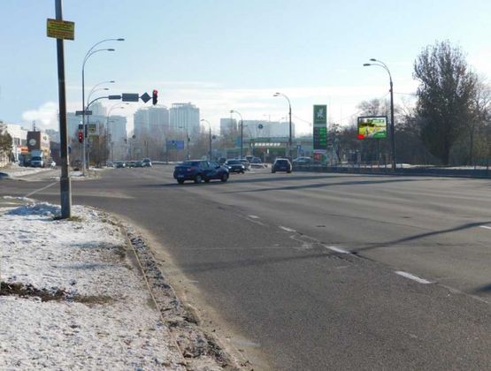 Фото рекламної площини за адресою Днепровская набережная / ул. Здолбуновская